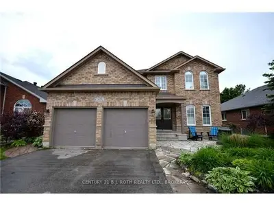 24 LOYALIST Court, Barrie, ON L4N 0T3