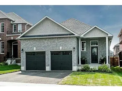 43 IMPERIAL CROWN Lane, Barrie, ON L4N 5X1