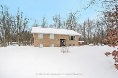 Detached in Ramara