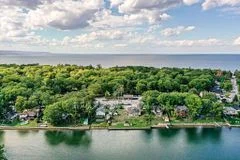 1067 Mosley Street 3, Wasaga Beach, ON L9Z 2G7
