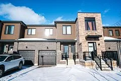 108 Fairlane Avenue, Barrie, ON L9J 0M5