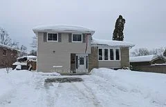 20 Meadowland Avenue B, Barrie, ON L4N 2Y4