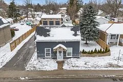119 Essa Road, Barrie, On L4n 3k8