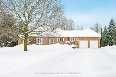 Detached in Springwater