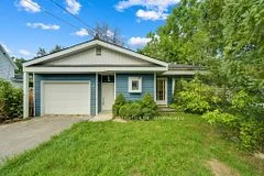 10 Leonard Avenue, Penetanguishene, ON L9M 1C8