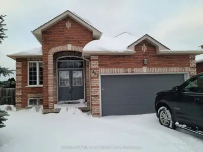 260 Stanley Street, Barrie, ON L4M 6Y2