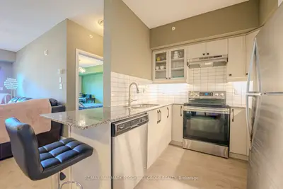 Condo Apartment in Barrie