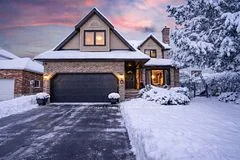 8 Burnside Court, Collingwood, On L9y 4r7