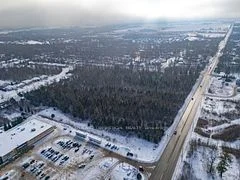 125 45th Street N, Wasaga Beach, On L9z 1z4