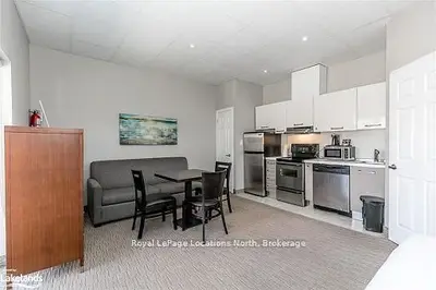 Condo Townhouse in Wasaga Beach