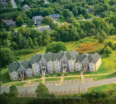 Condo Apartment in Oro-Medonte