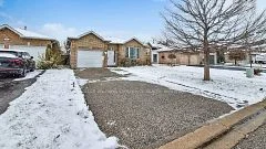 16 Nicole Marie Avenue Main, Barrie, On L4m 6y8