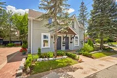 77 Victoria Street D, Barrie, ON L4N 2H8