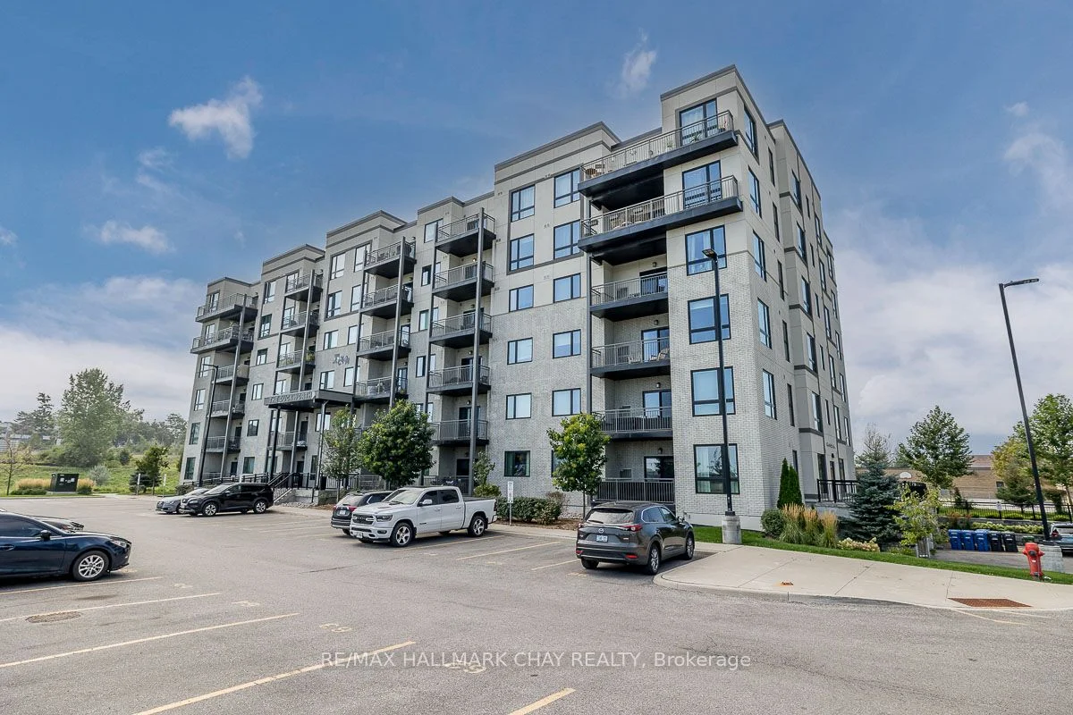 299 Cundles Road E 402, Barrie, On L4m 0k9