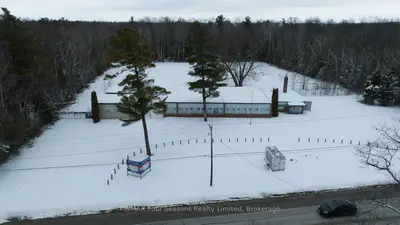 3267 Mosley Street, Wasaga Beach, On L9z 1v2