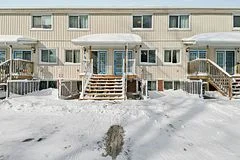 734 Shore Lane 3, Wasaga Beach, ON L9Z 2C7