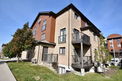 25 Madelaine Drive 5, Barrie, On L9j 0g8
