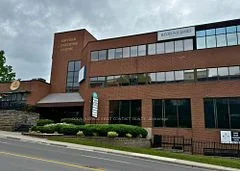 135 Bayfield Street, Barrie, On L4m 3b3
