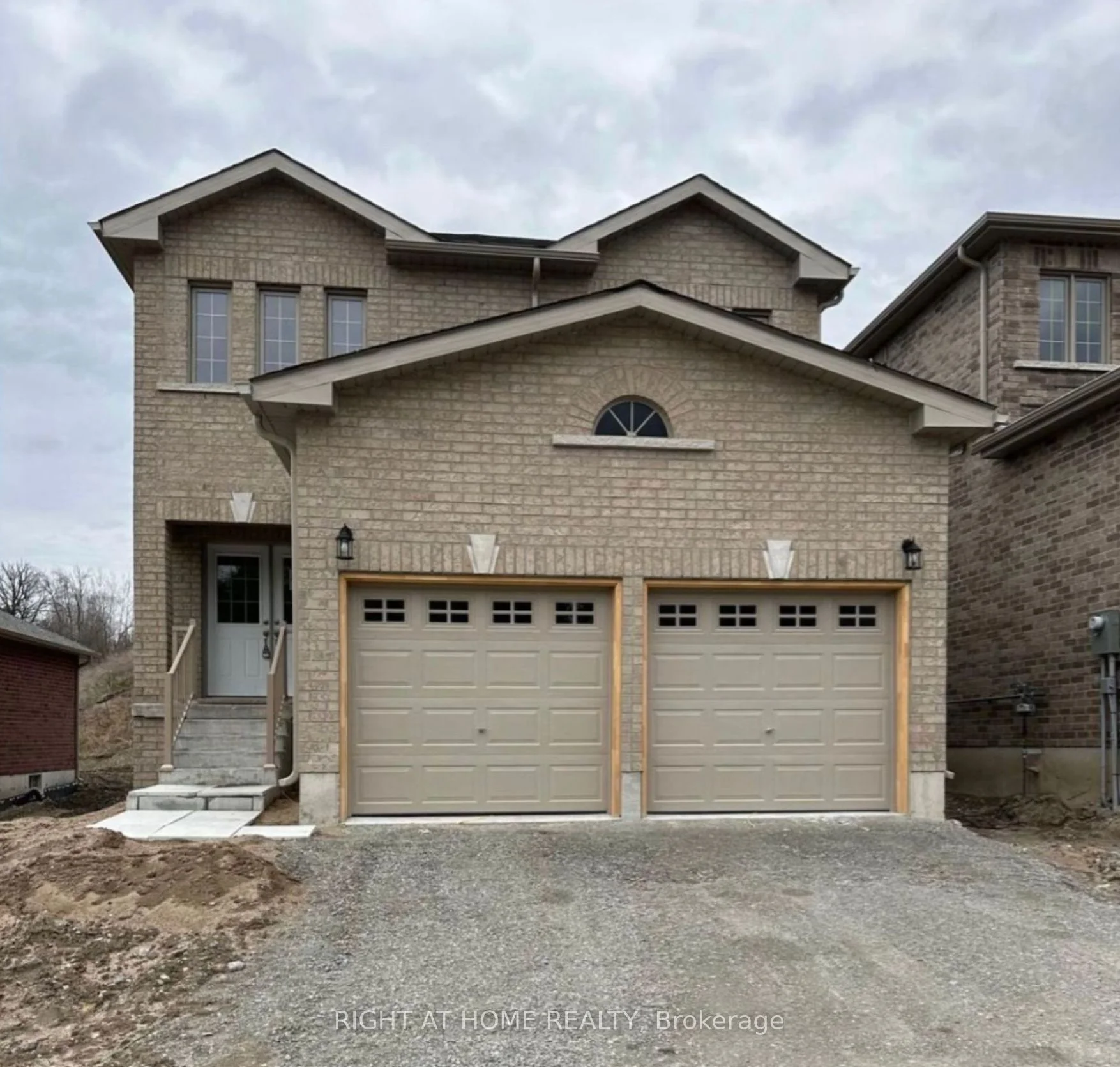 5 Revol Road, Penetanguishene, On L9m 1n8