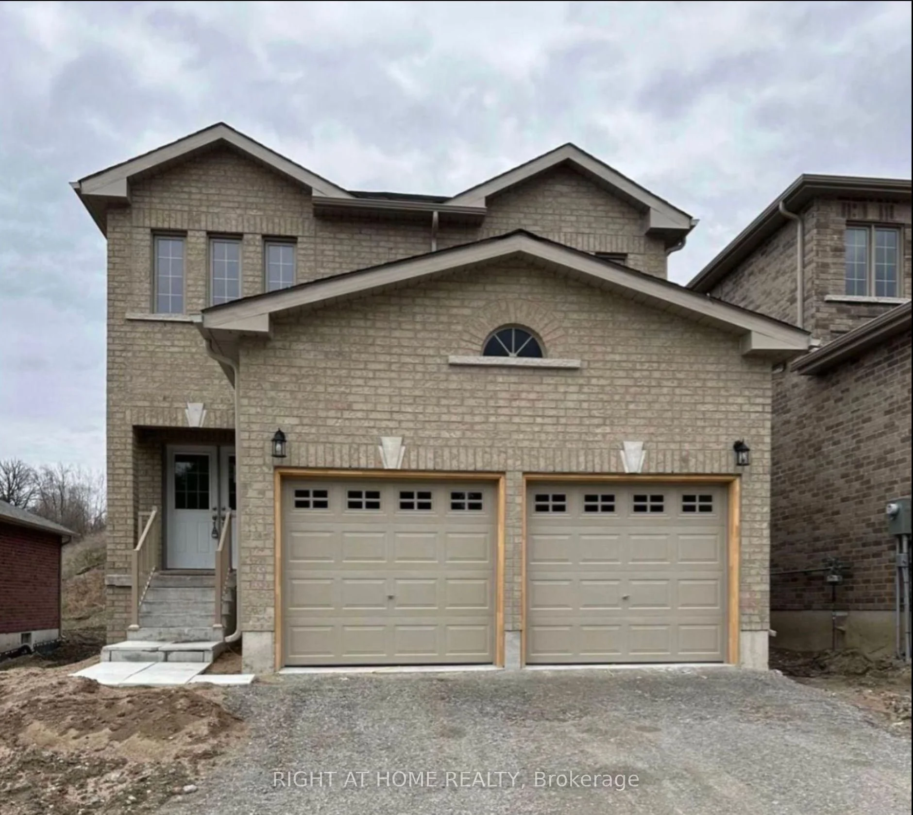 5 Revol Road, Penetanguishene, On L9m 1n8