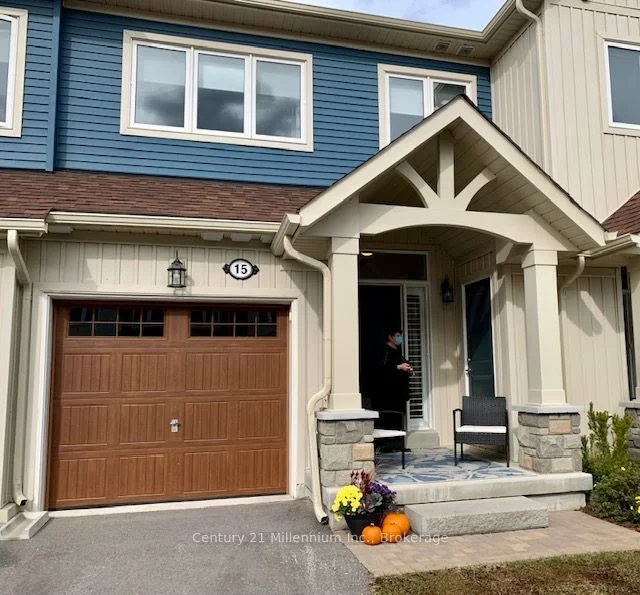 15 Lett Avenue, Collingwood, On L9y 0z5
