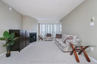 120 Bell Farm Road 409, Barrie, On L4m 6j2