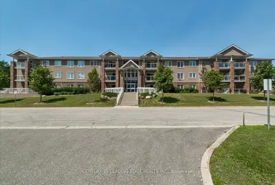 43 Coulter Street 20, Barrie, ON L4N 6L9