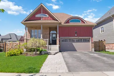 13 COOPER Street UPPER, Collingwood, ON L9Y 0W8