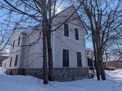 57 Penetang Street, Barrie, ON L4M 1V5