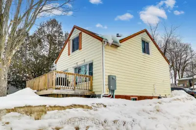 147 Berczy Street, Barrie, On L4m 3r5