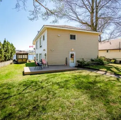 9 Bow Road, Tiny, On L9m 0b3