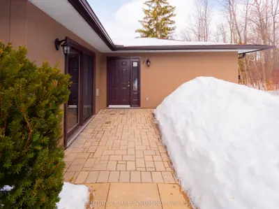 7 Trafalgar Road 7, Collingwood, On L9y 5g4