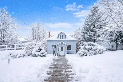79 Poyntz Street, Penetanguishene, On L9m 1n9