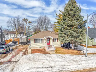 311 Hilda Street, Orillia, ON L3V 1J3