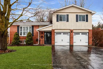 218 Datas Drive, Clearview, On L0m 1s0