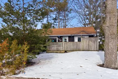 220 Old Mosley Street, Wasaga Beach, ON L9Z 2J2