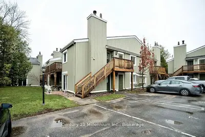 15 Dawson Drive 6, Collingwood, On L9y 5b4