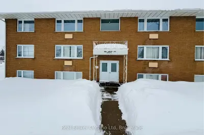 301 West Street N 1, Orillia, On L3v 5e1
