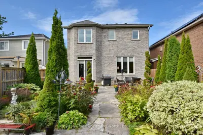 3 Clark Street, Collingwood, On L9y 0j1