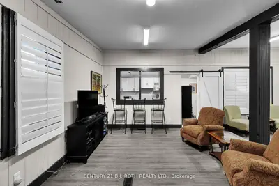 1285 Bayfield Street N Unit 1, Springwater, On L9x 0p1