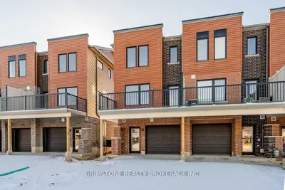 79 FAIRLANE Avenue, Barrie, ON L9J 0M9