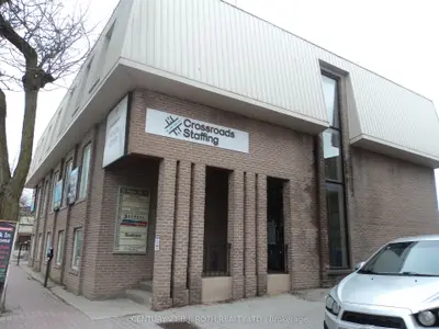 10 Peter Street N 301, Orillia, ON L3V 4Y7