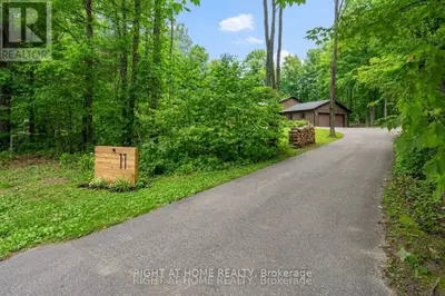 11 Woodland Crescent, Oro-medonte, On L4m 4y8