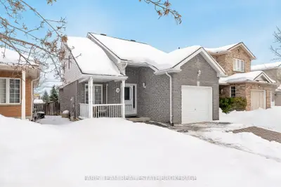 Detached in Orillia