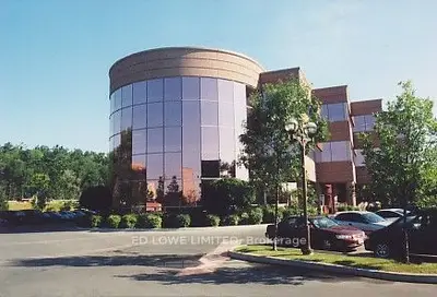 126 Wellington Street W 206-208, Barrie, ON L4N 1K9