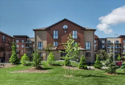 35 Madelaine Drive 4, Barrie, ON L9J 0G8