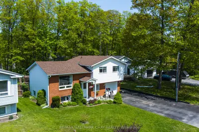 15 Oaktree Court, Wasaga Beach, On L9z 2s3