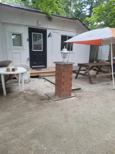 63 Beck Street, Wasaga Beach, On L9z 2k9