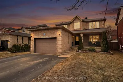 44 Sherwood Court, Barrie, On L4n 9v1