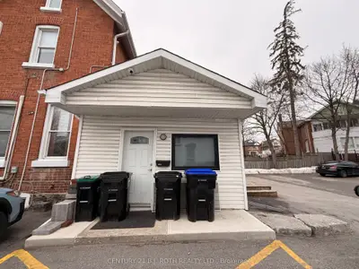 109 Toronto Street Back Unit, Barrie, On L4n 1v1